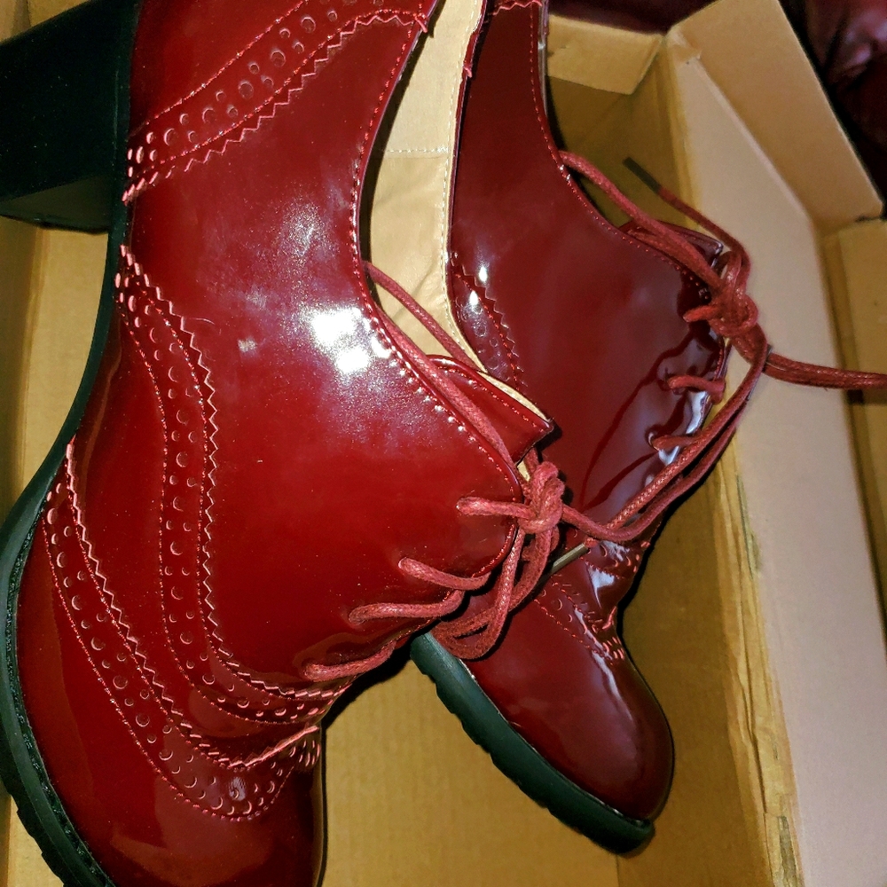 Super cute heeled dress boot size 8